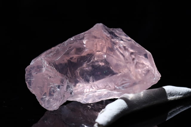 水晶色々8種類の特別価格 鳥取県産 水晶 | 鉱物標本,カ行,クォーツ/水晶 | ほたるみねらる