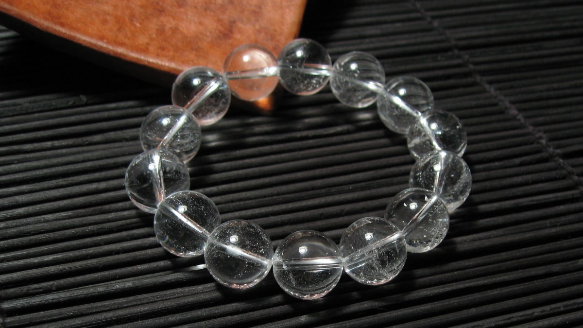 ヒマラヤ水晶が強すぎる【ベストな使い方】｜パワーストーンの風水